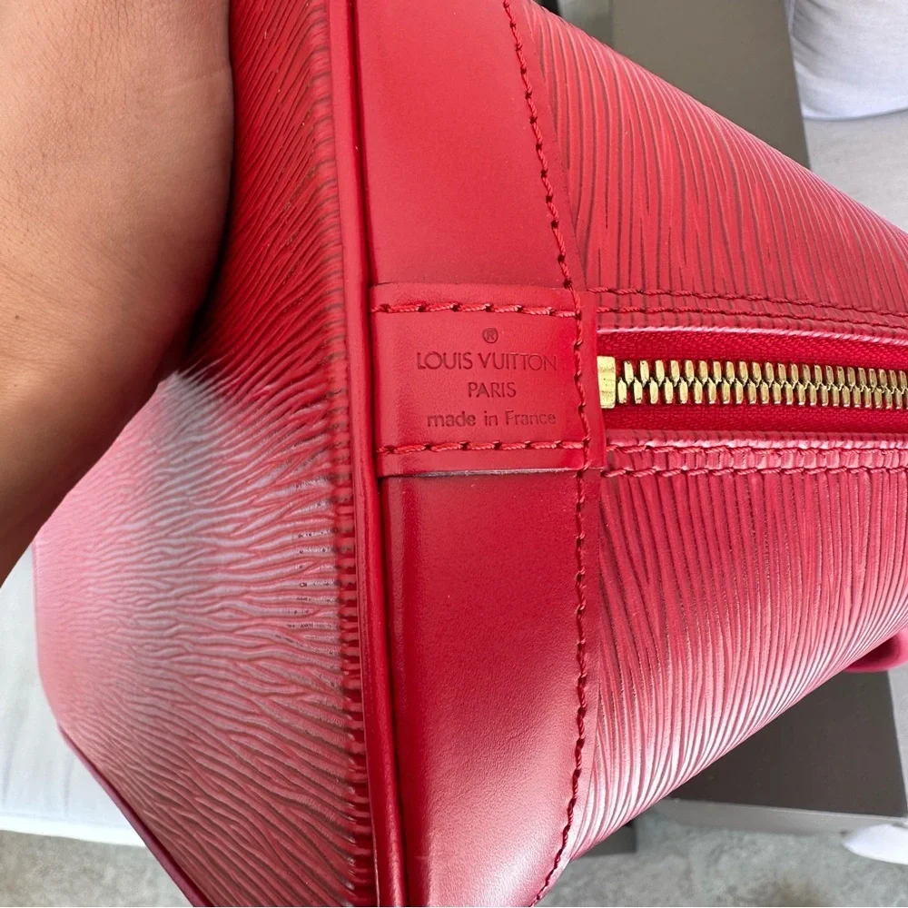 Louis Vuitton LV Handbag M10996 Alma Red Epi